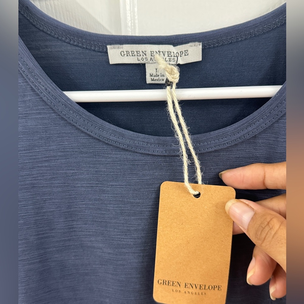 Green Envelope women’s Blue Shirt - Picture 3 of 5